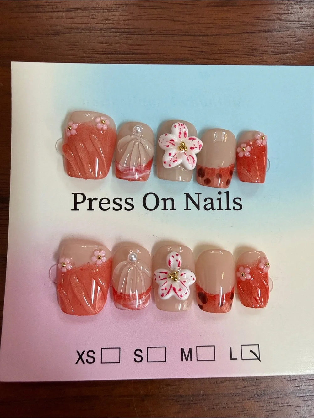 Press-On Nail Set - Coral Pink Floral Accent - Women Makeup Press-On Nails 3D